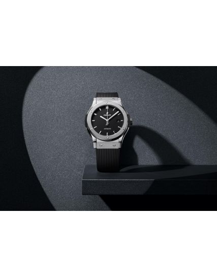 Hublot CLASSIC FUSION Titanium 542.NX.1171.RX