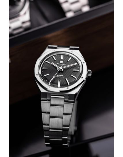 Nivada Grenchen F77 Black No Date 68000A77