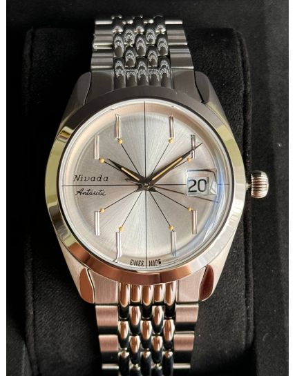 Nivada Grenchen Antarctic Spider 32023A04