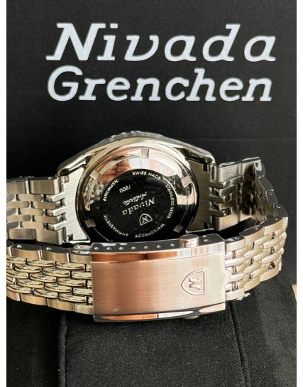 Nivada Grenchen Antarctic Spider 32023A04