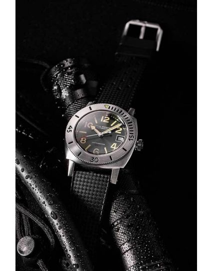 Nivada Grenchen Numerals Date - Depthmaster Green 14103A01