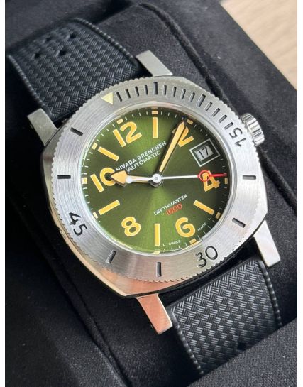 Nivada Grenchen Numerals Date - Depthmaster Green 14103A01