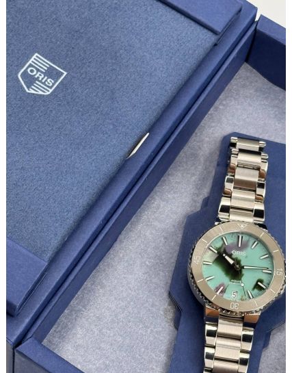 Oris Aquis Date Upcycle Ladies 01 733 7770 4150-Set