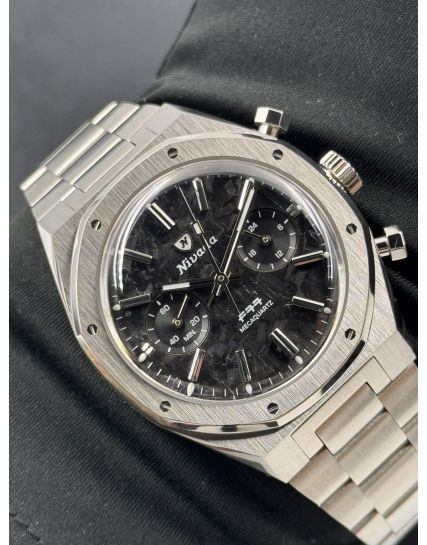 Nivada Grenchen F77 Chrono Mecaquartz Carbon 68002Q77