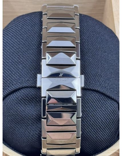 Hublot Classic Fusion Orlinski White 550.NS.2200.NS.ORL22
