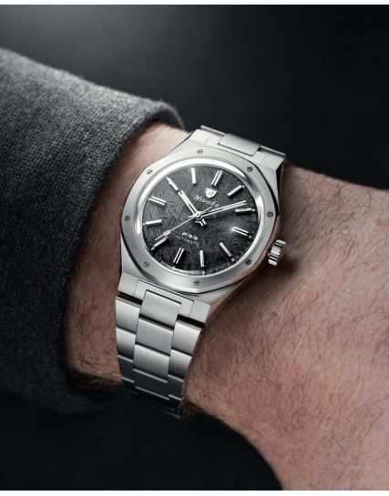 Nivada Grenchen F77 Meteorite MK2 69041A77C