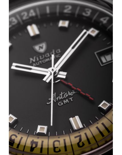 Nivada Grenchen Antarctic GMT 32043A23