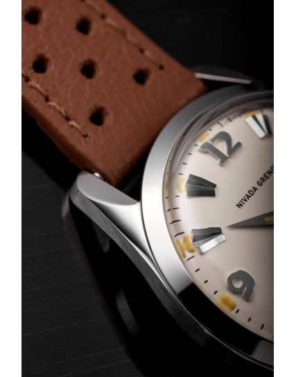 Nivada Grenchen Antarctic Eggshell 32080A23
