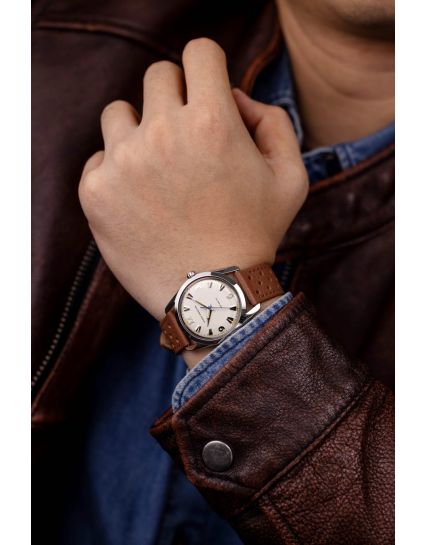 Nivada Grenchen Antarctic Eggshell 32080A23
