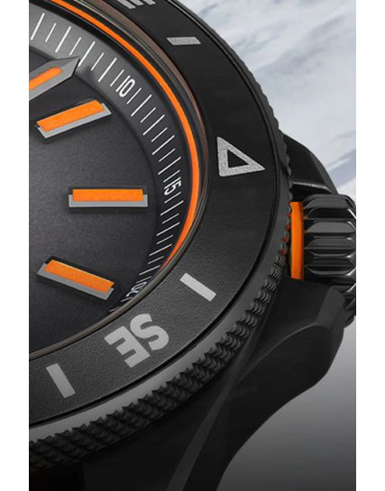 Norqain Adventure NEVEREST Limited Edition N1300.08B01.B01