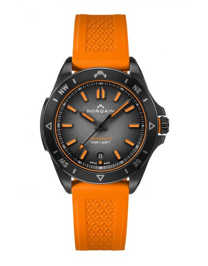 Norqain Adventure NEVEREST Limited Edition N1300.08B01.B01