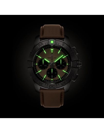 Breitling Avenger B01 Chronograph 44 AB0147101A1X1