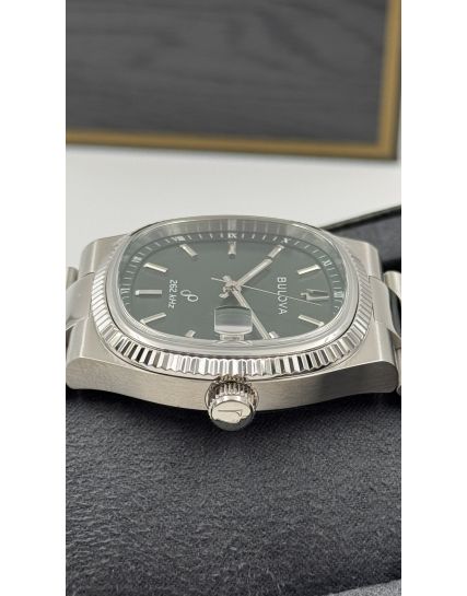 Bulova Super Seville Green 96B439