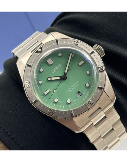 Oris Divers Sixty‑Five Cotton Candy Green 01 733 7771 4057