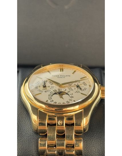 Patek Philippe Perpetual Calendar 5136/1J-001
