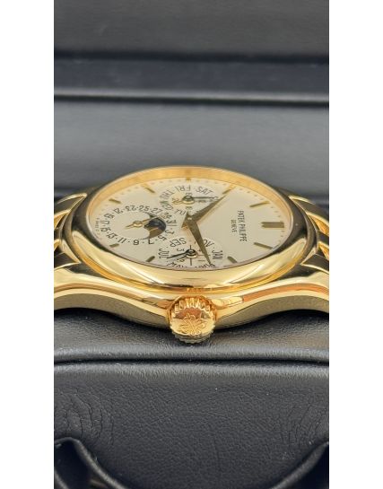 Patek Philippe Perpetual Calendar 5136/1J-001