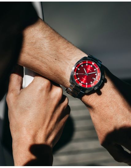Junghans Aquaris Red 27/4661.44