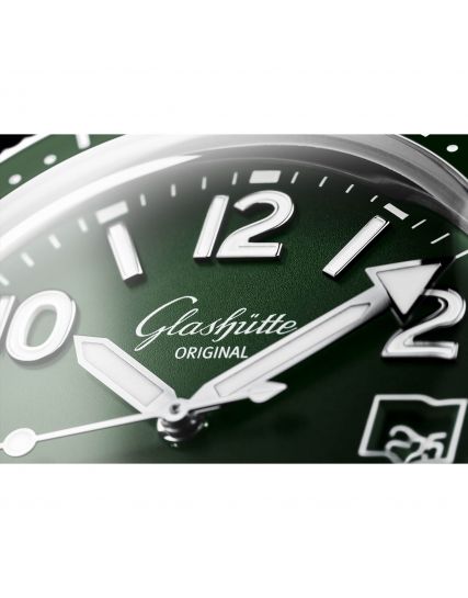 Glashütte Original SeaQ 1-39-11-13-83-70