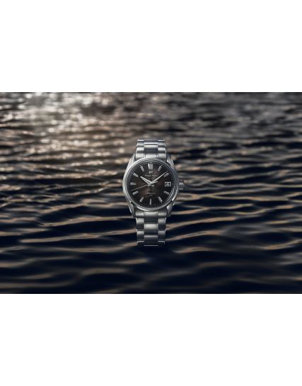 Grand Seiko Evolution 9 Lake Suwa SLGB007