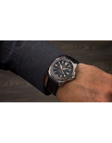 Formex Reef GMT 'Black/Gilt' 2202.1.5399.311